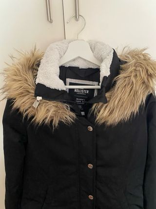 Plumífero Hollister Negro Talla XS