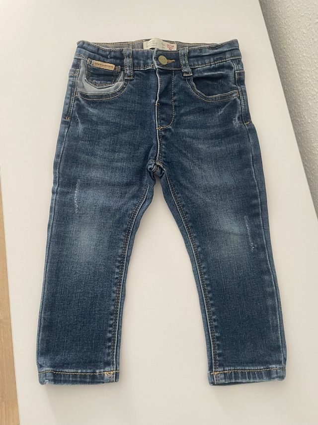 Pantalón vaquero Zara bebé 12-18 meses nuevo