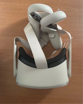 Oculus Quest 2 VR Headset