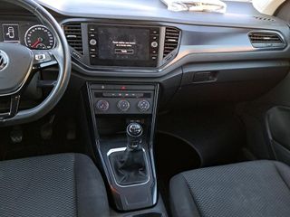 Volkswagen T-Roc 2021
