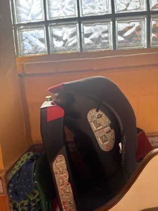 Silla coche bebé roja