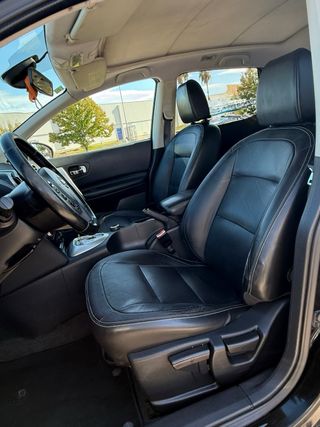 Nissan Qashqai+2 2011