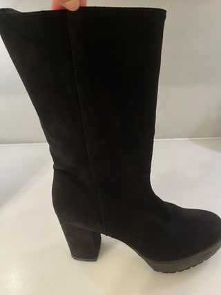 Botas altas negras de ante