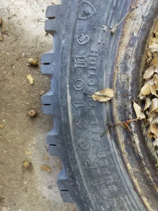 Ruedas Land Rover Santana