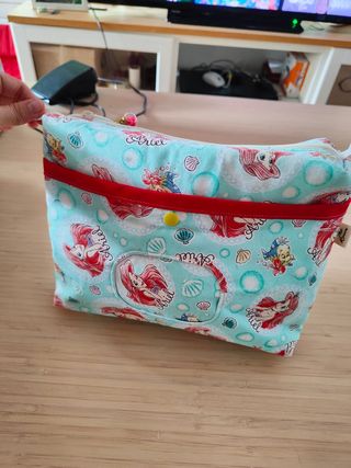 Pañalera para bebé con diseño de Ariel