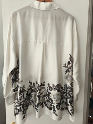 Camisa Zara Seda Estampada