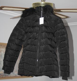 Parka negra Defacto talla S
