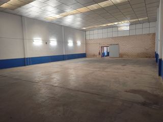 Nave industrial en venta en Azucaica - Santa María de Benquerencia en Toledo