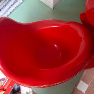 Vasino rosso e giallo per bambini