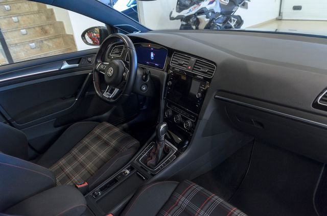 Volkswagen Golf 2.0 TSI GTI Performance DSG7 180kW