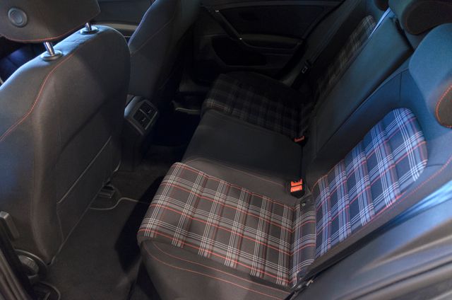 Volkswagen Golf 2.0 TSI GTI Performance DSG7 180kW