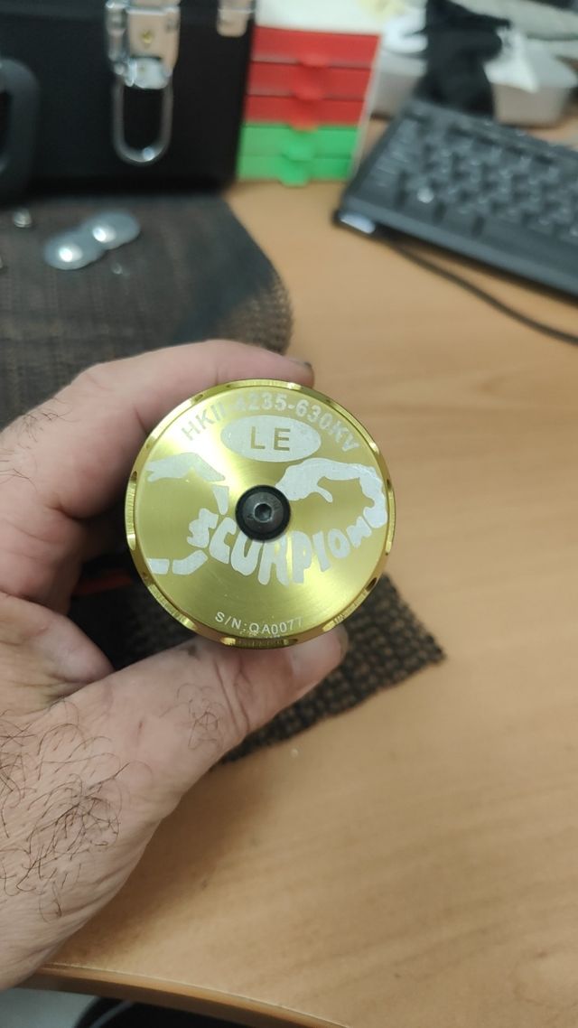 Motore Scorpion HKII 4235-630KV 