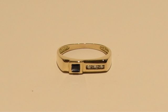 SORTIJA DE ORO 18K/2.6Gr