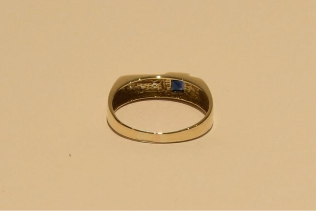 SORTIJA DE ORO 18K/2.6Gr