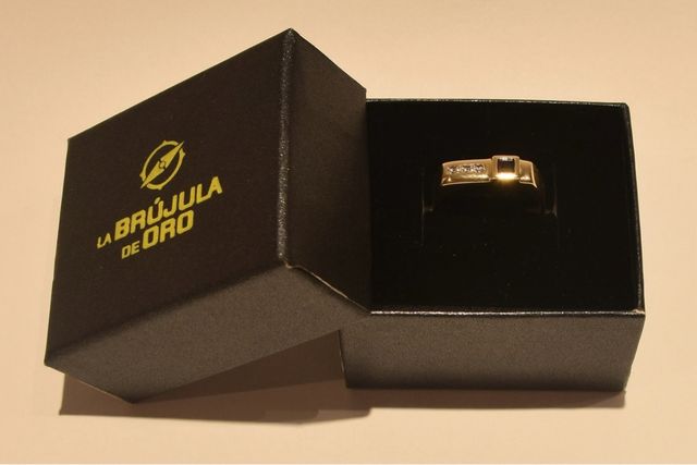 SORTIJA DE ORO 18K/2.6Gr