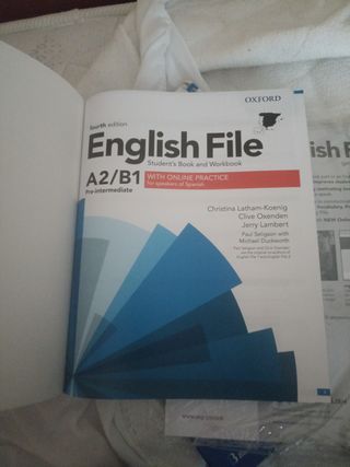 English File A2/b1 Student's Book And Workbook ...