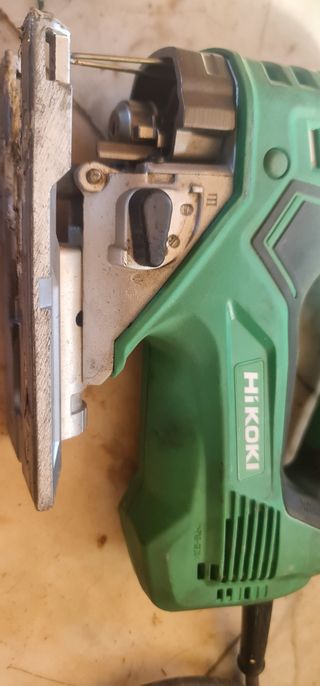 Caladora Hikoki CJ160V 160mm