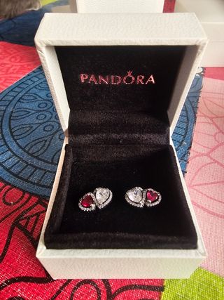 Pendientes Pandora Corazón Rojo y Blanco