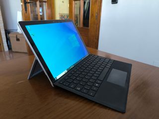 Microsoft Surface Pro 6 + Dock