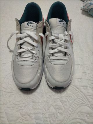 Zapatillas Nike Air Max Rojas y Blancas
