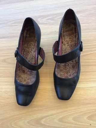 Zapatos de salón Wonders negros