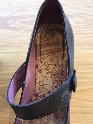 Zapatos de salón Wonders negros