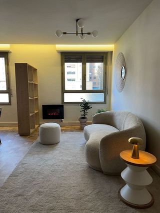 Oficina en venta en Azpilagaña en Pamplona