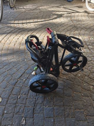Material golf. Palos, bolsas y carros
