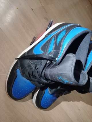 Zapatillas Jordan Air Negras y Azules