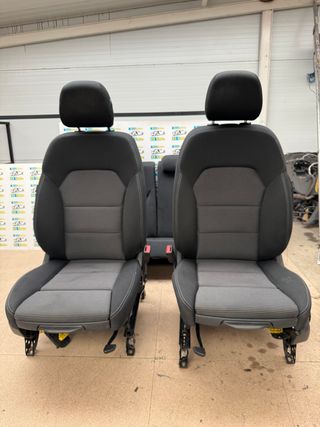 JUEGO DE ASIENTOS MERCEDES CLASE B