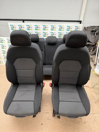 JUEGO DE ASIENTOS MERCEDES CLASE B