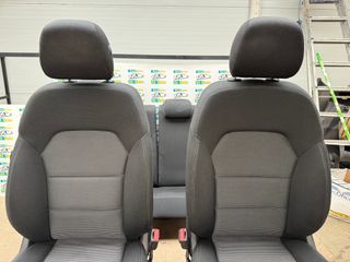 JUEGO DE ASIENTOS MERCEDES CLASE B