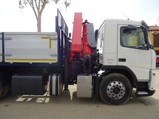 Volvo FM 370 - CAMIONES GRUAS