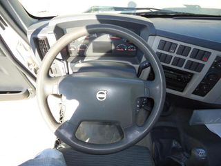Volvo FL 240 - CAMIONES GRUAS