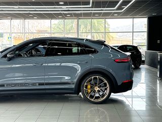 Porsche Cayenne TURBO GT 2022