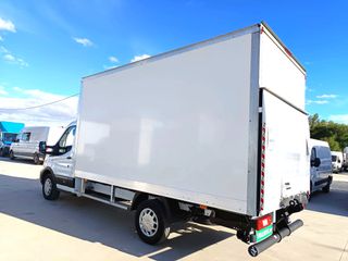 Ford Transit TREND PAQUETERO CON TRAMPILLA 130 CV