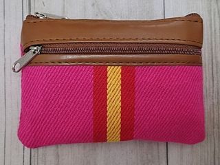 OFERTA. MONEDERO ROSA LONA / POLIPIEL CON BANDERA