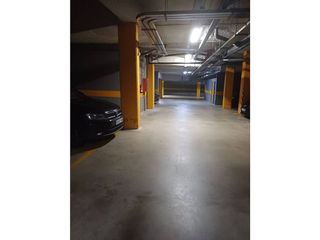 Garaje en venta en Centre en Sabadell