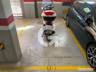Garaje en venta en Can Calders - Mas Lluí - Roses Castellbell en Sant Feliu de Llobregat