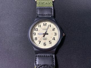 Reloj Casio MW-240B