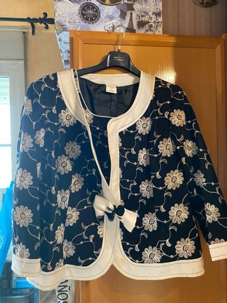 Traje 3 piezas negro y blanco T.52 