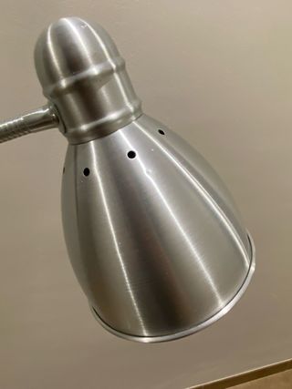 Lámpara de pie metálica plateada - Ikea Lersta