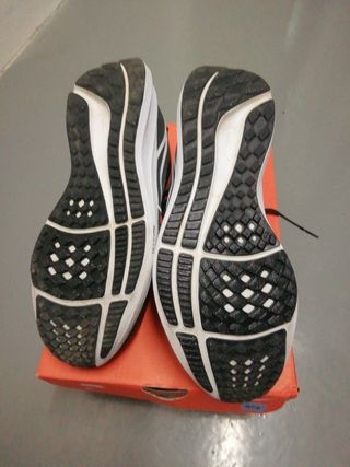 Nike Pegasus Turbo Next 39 Zapatillas