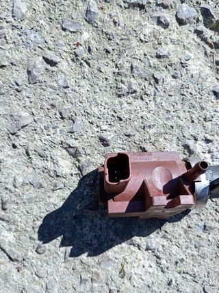   Ford c max válvula solenoide 
