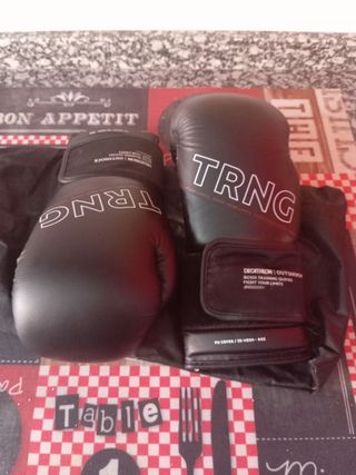 Guantes de boxeo Decathlon 8 oz