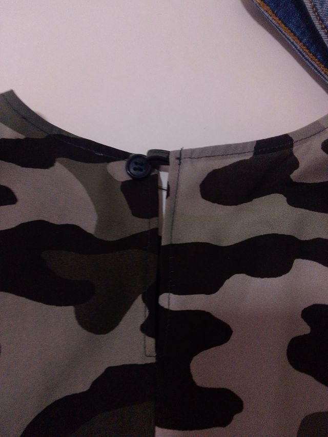 Vestito Carrera mimetico taglia XS