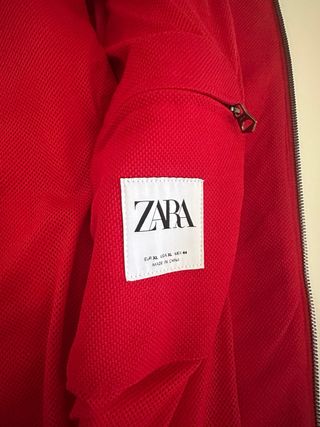 Chaqueta Zara Roja Hombre Entret. Talla XL