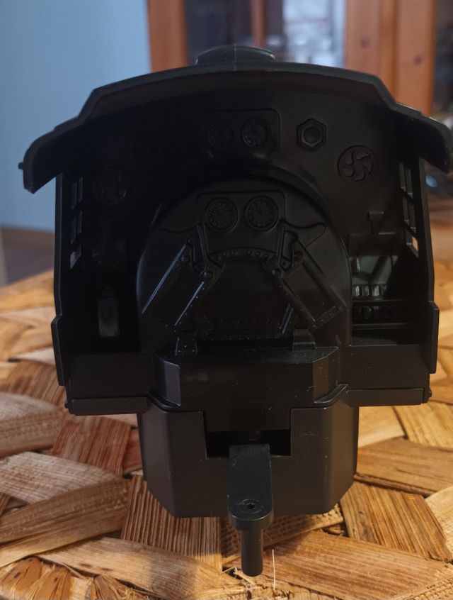 PRECIOSA LOCOMOTORA Y VAGÓN JUGUETE.