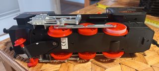 PRECIOSA LOCOMOTORA Y VAGÓN JUGUETE.