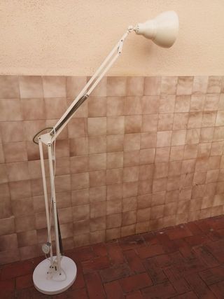 Lámpara de pie articulada vintage 2m